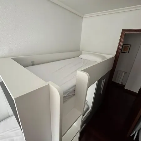 Nuevo! 3 Con Garaje Privado Apartment *
