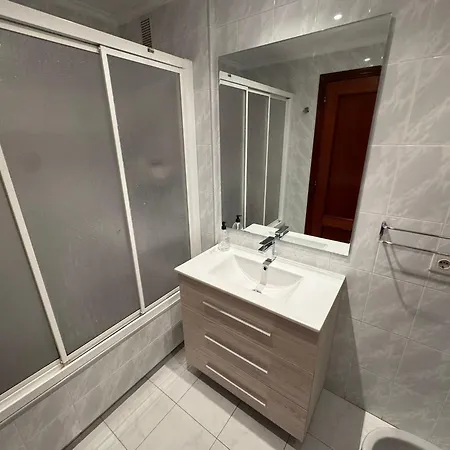 Apartment Nuevo! 3 Con Garaje Privado