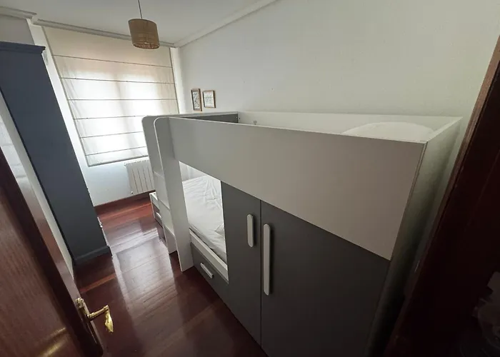 Nuevo! 3 Con Garaje Privado * 桑坦德