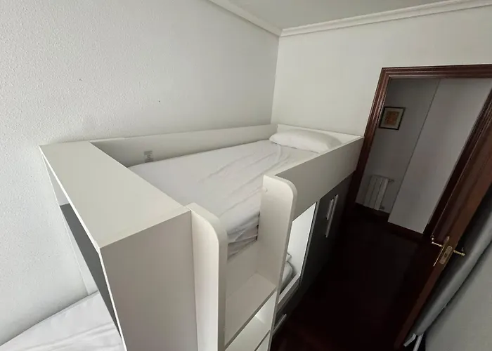 Nuevo! 3 Con Garaje Privado Διαμέρισμα *